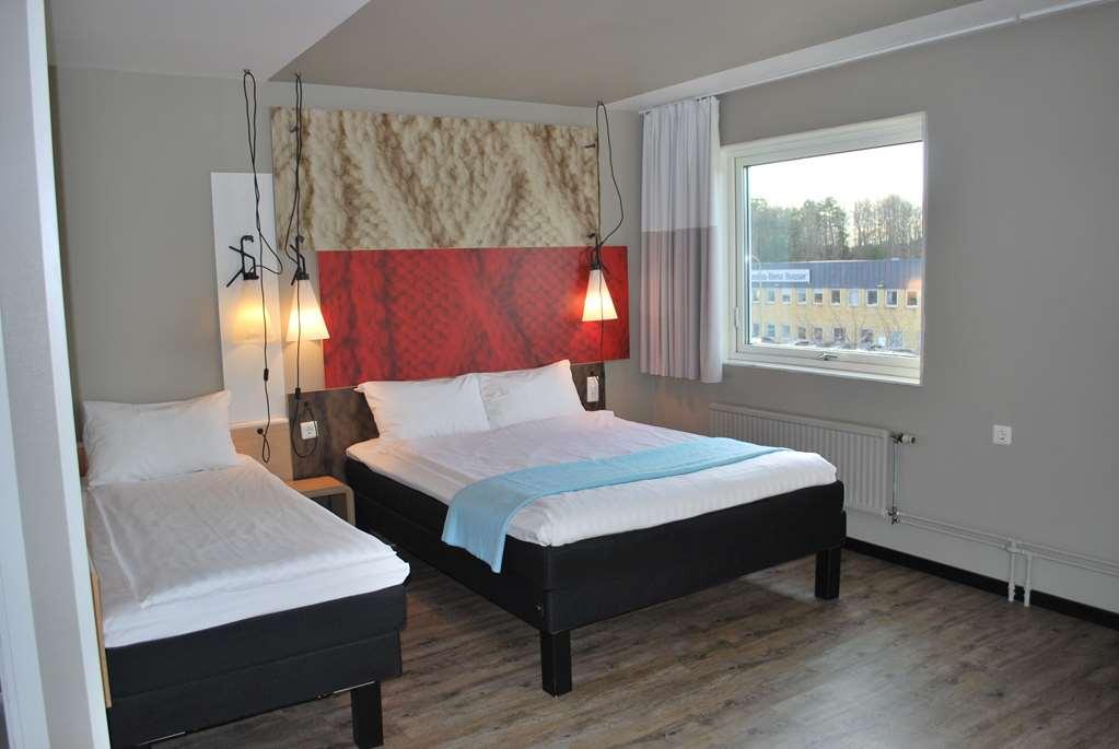 Sure Hotel By Best Western Spanga Room photo