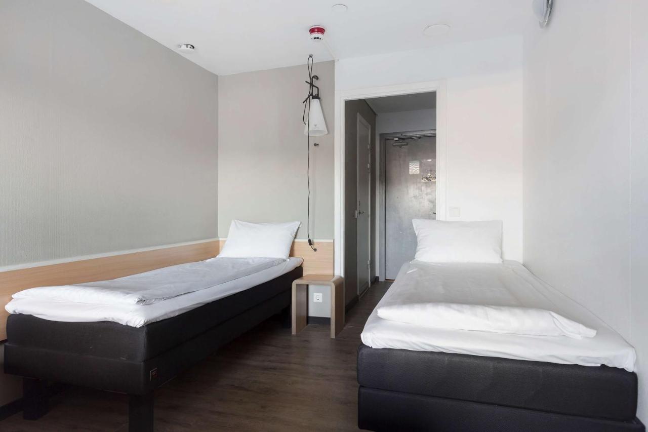 Sure Hotel By Best Western Spanga Exterior photo