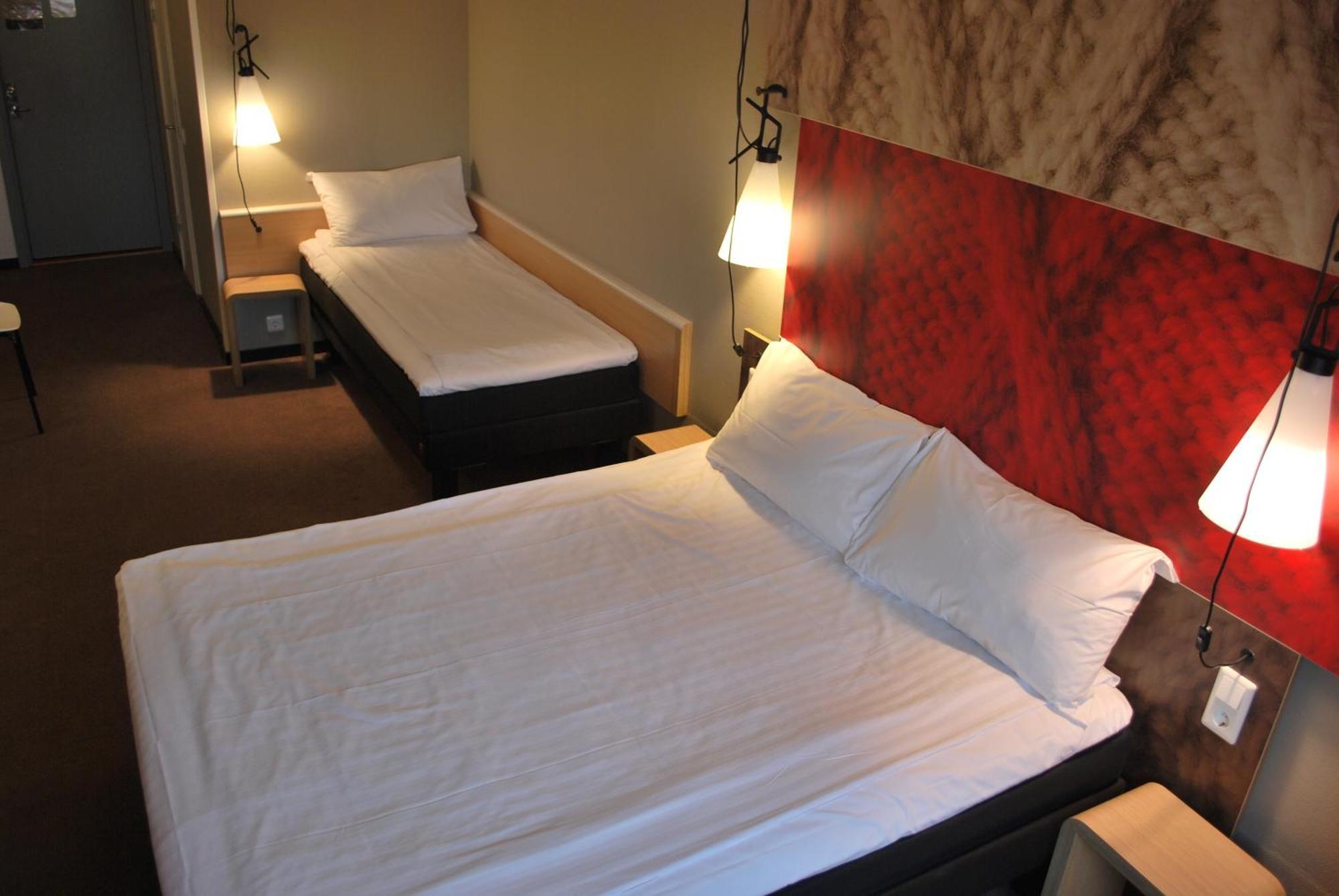 Sure Hotel By Best Western Spanga Exterior photo