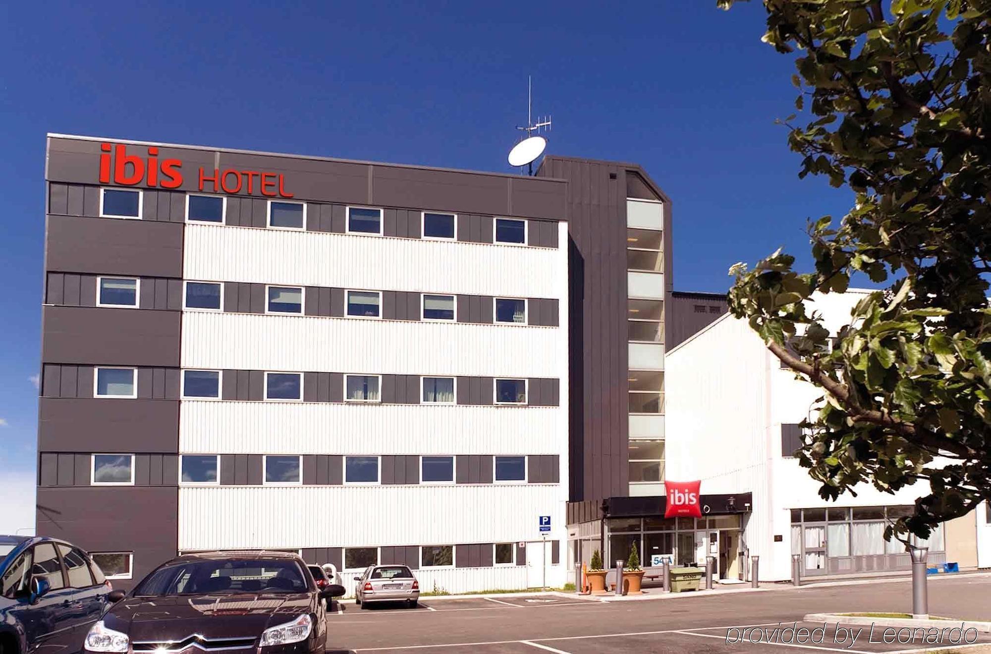 Sure Hotel By Best Western Spanga Exterior photo