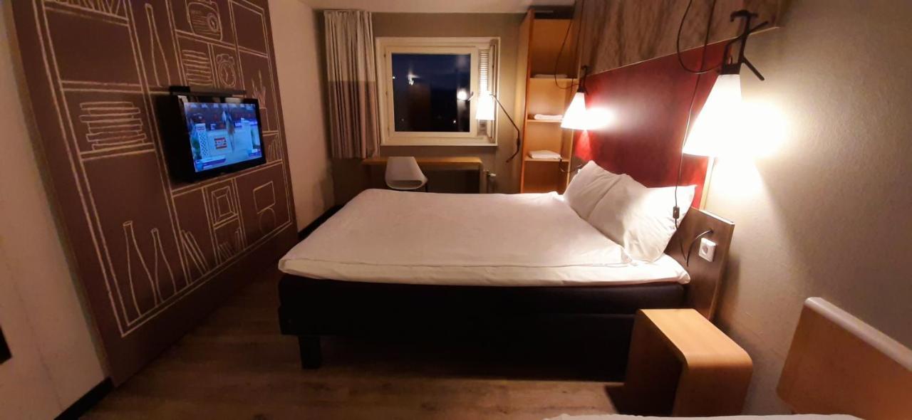 Sure Hotel By Best Western Spanga Exterior photo